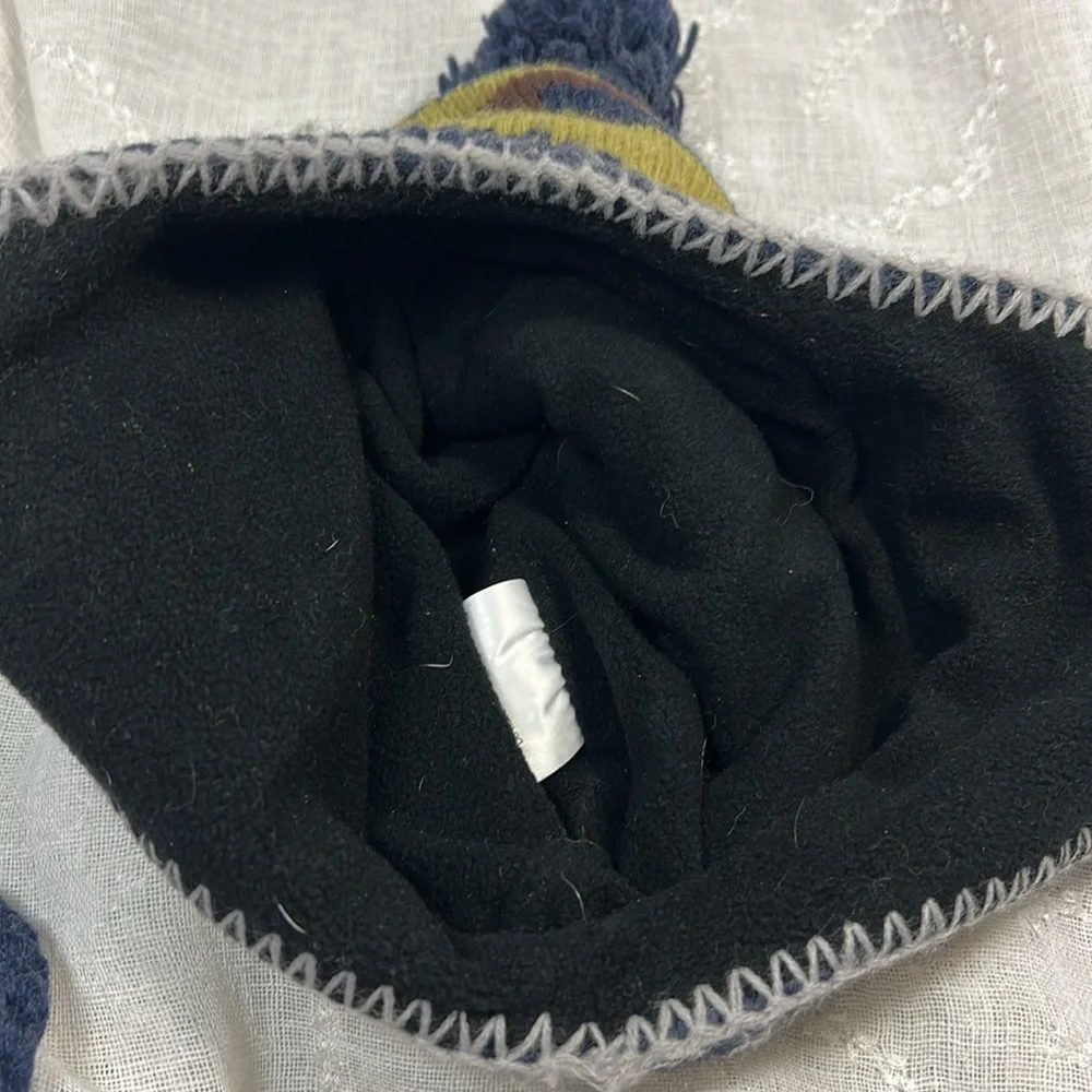 Wool Peruvian hat fully lined inside with fleece